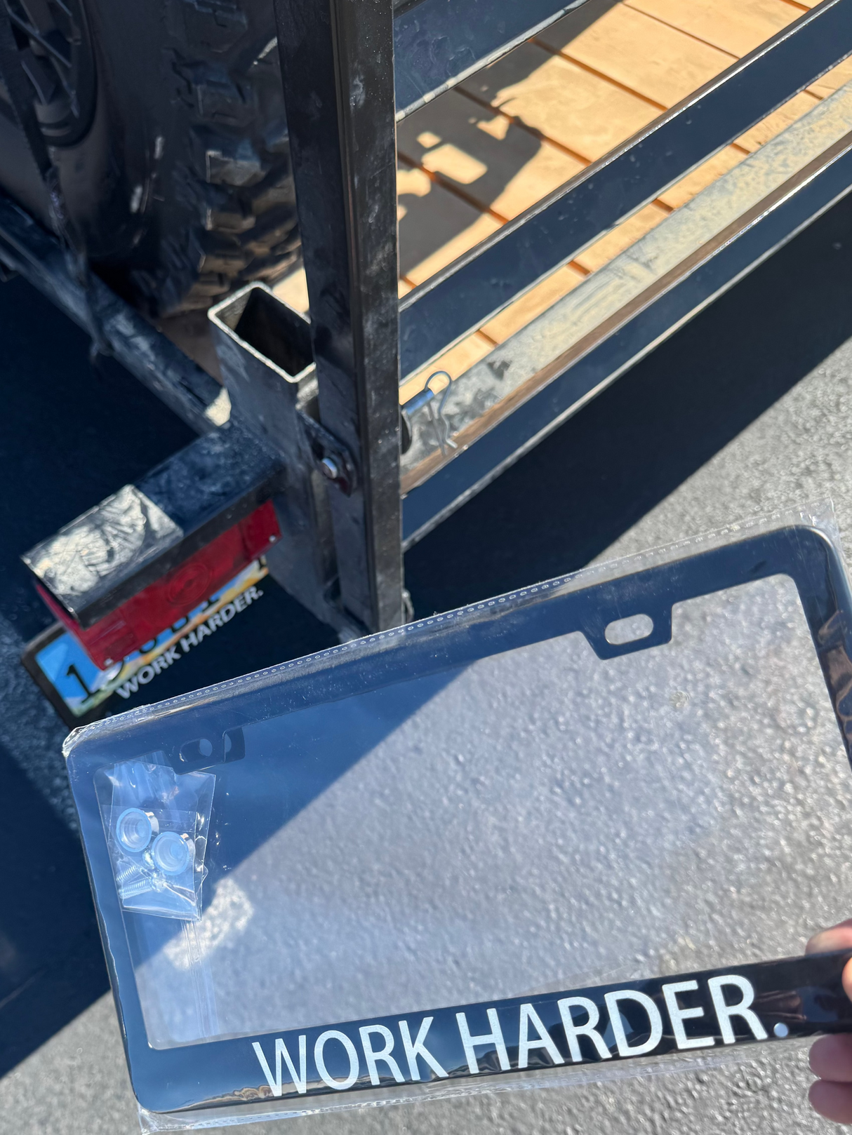 WORK HARDER. Plate ring