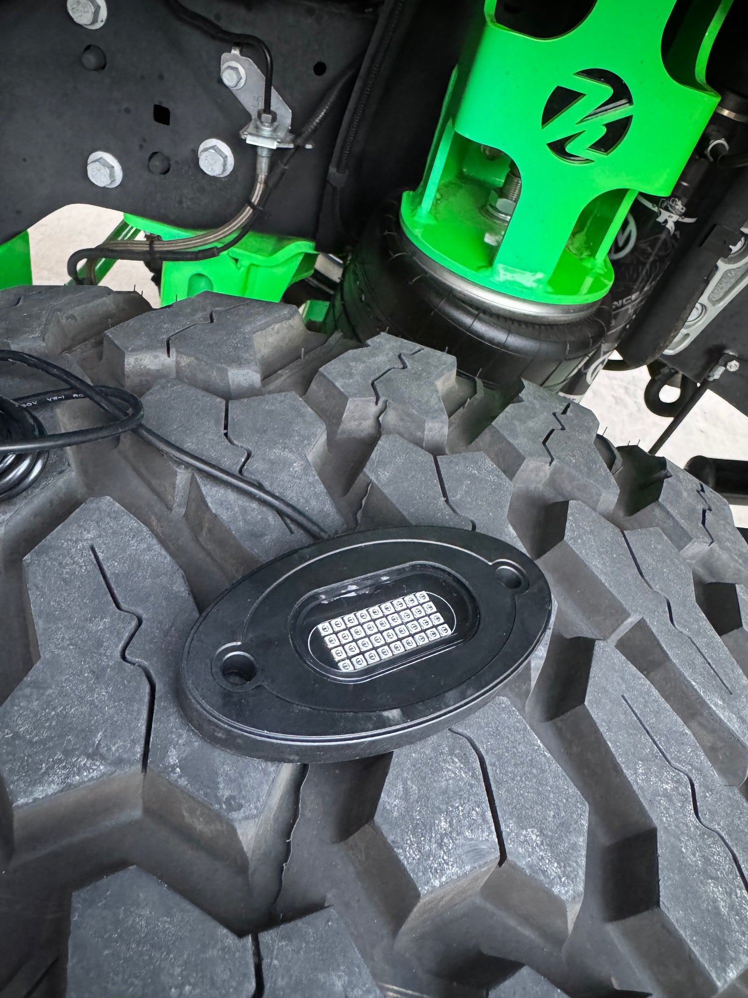 Ultraviolet ( UV ) Rock Light Kit Plug and Play